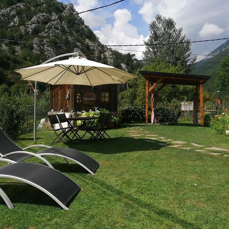 Apartamentos Mobison Salinas de Bielsa Extérieur photo