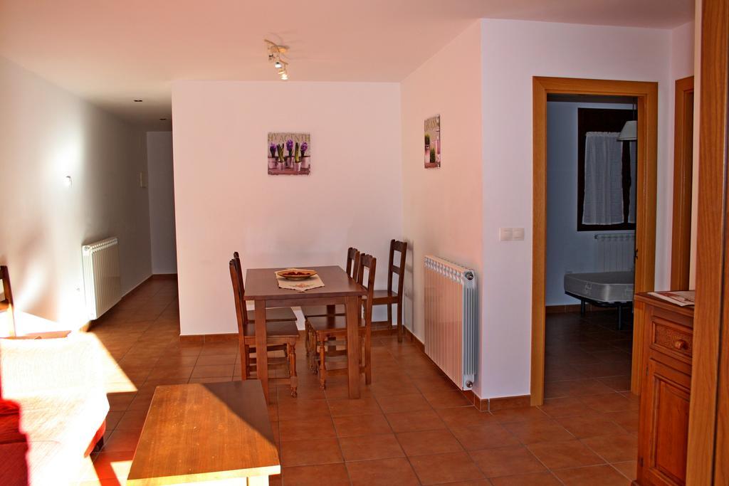 Apartamentos Mobison Salinas de Bielsa Extérieur photo